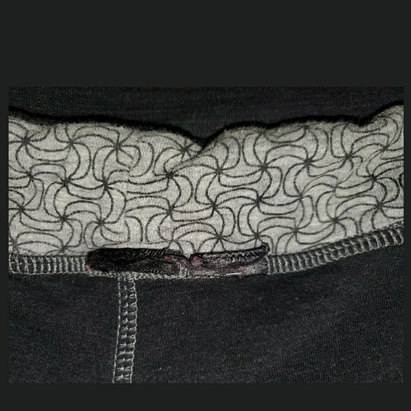 4/$25 Hurley Womens Reversible Sweatpants M/L - Picture 5 of 8